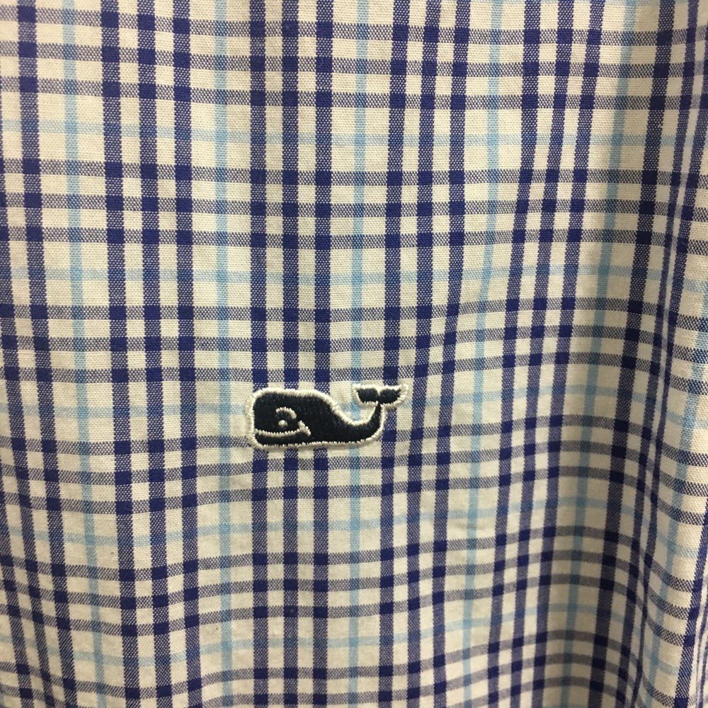 Vineyard Vines Button Down - image 3